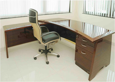 Cabin Table : with Storage